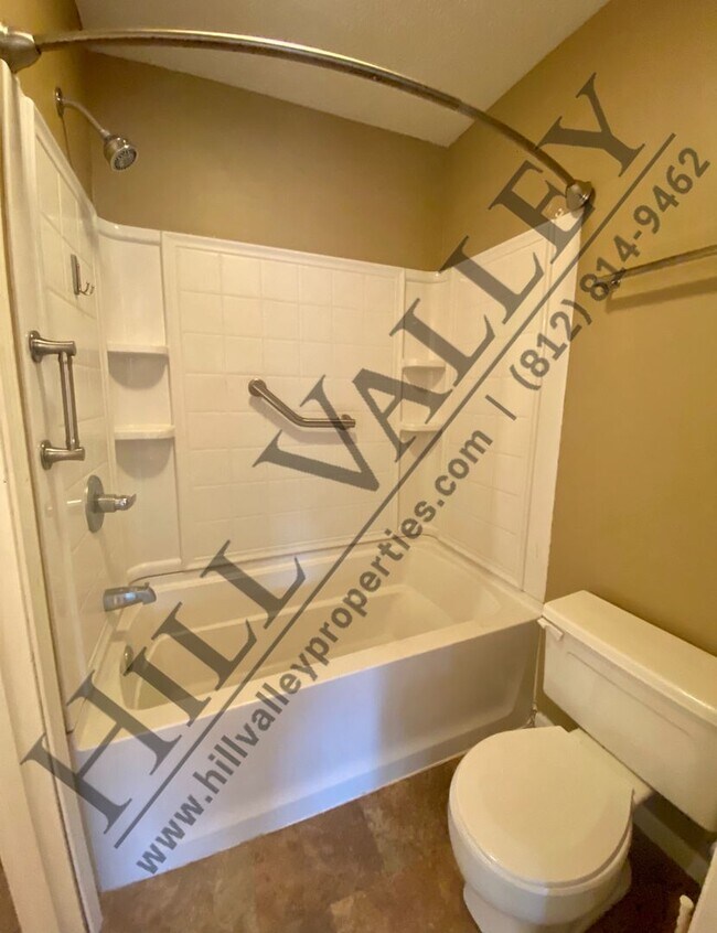Building Photo - Two bedroom Townhouse in Willow Crossings
