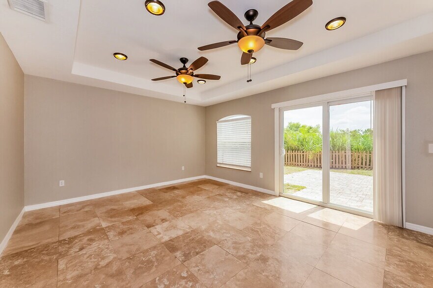 Building Photo - 5573 Colony Lake Ln