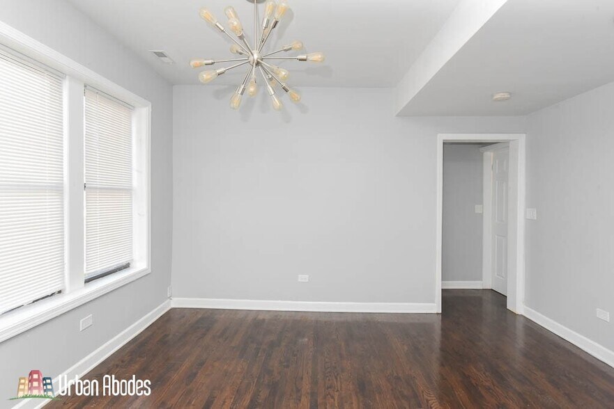 Building Photo - 3301 N Harding Ave