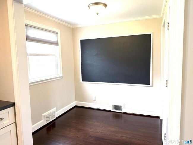 Building Photo - 28 Miamis Rd