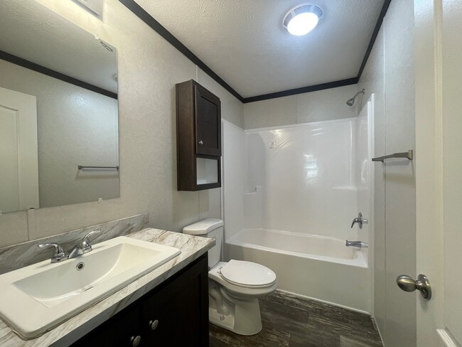 Building Photo - 161 Apollo Ave