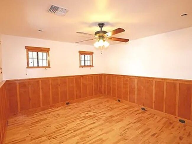 Building Photo - Your Dream Home Awaits! Available in June!