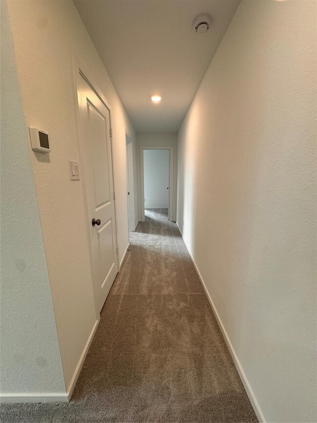 Building Photo - 18247 Via Aurelia Dr