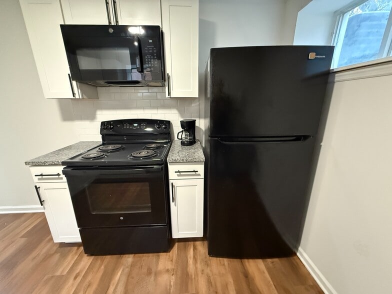 New Appliances - 3320 Clifton Ave