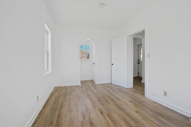 Building Photo - 3034 Fairmount St