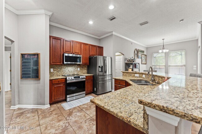 Building Photo - 14612 Zachary Dr