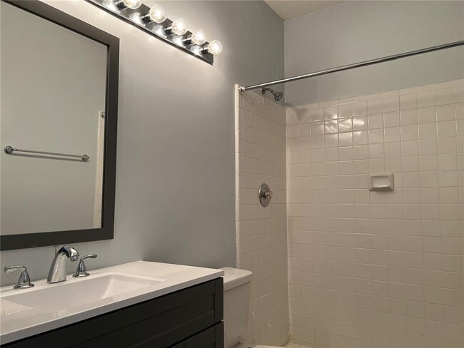 Building Photo - 805 Normandy Trace Rd