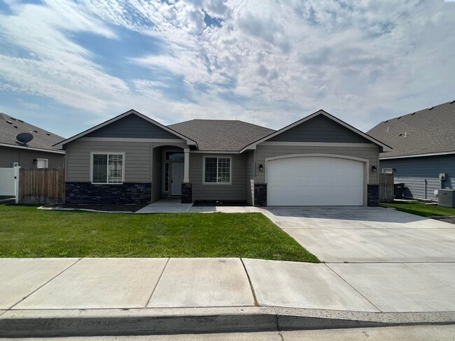 Primary Photo - 10319 W 17th Pl