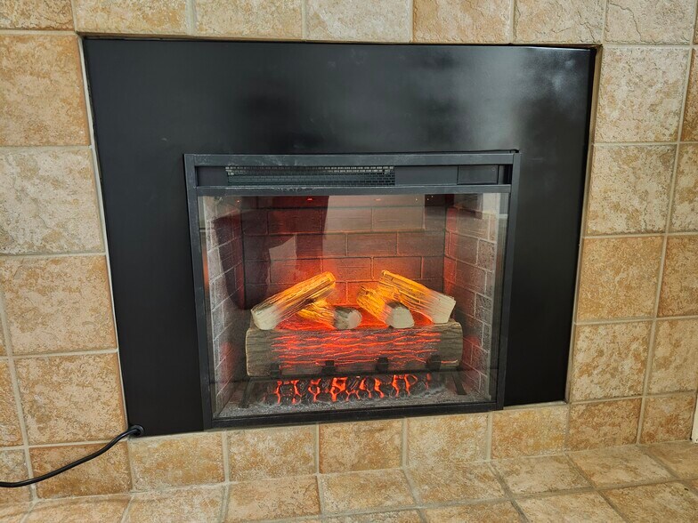 Building Photo - 20 S Boulder Cir