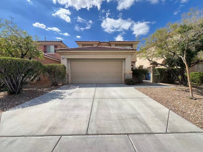 Building Photo - Beautiful and well-maintained two-story home in summerlin