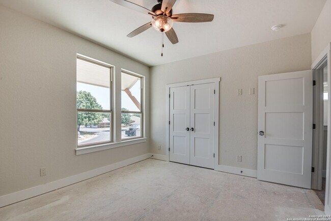 Building Photo - 1702 Gruene Vineyard Crossing
