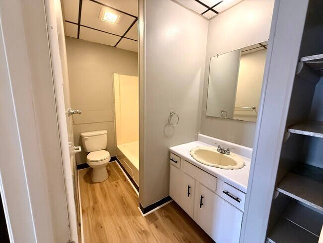 Building Photo - 1155 KY-3057