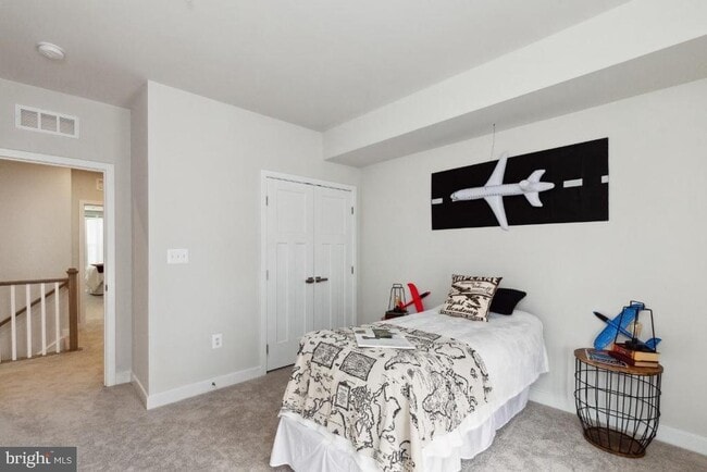 Building Photo - 10700 Presidential Pkwy