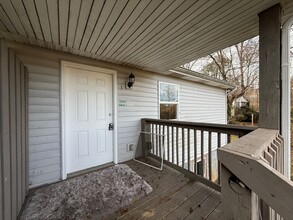 Building Photo - Old Tusculum Rd Apartments