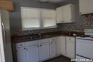Building Photo - 203 Brooks Ave