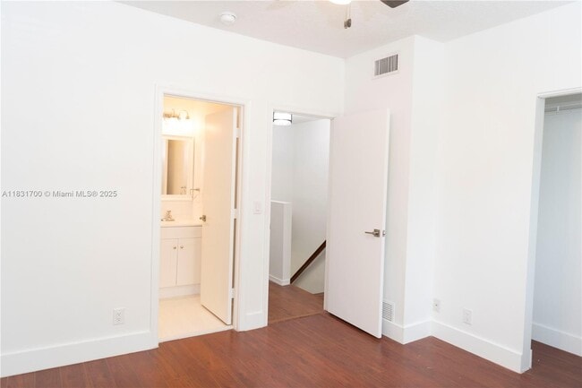 Building Photo - 150 SW 96th Terrace