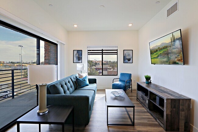 Building Photo - 475 N 9th St