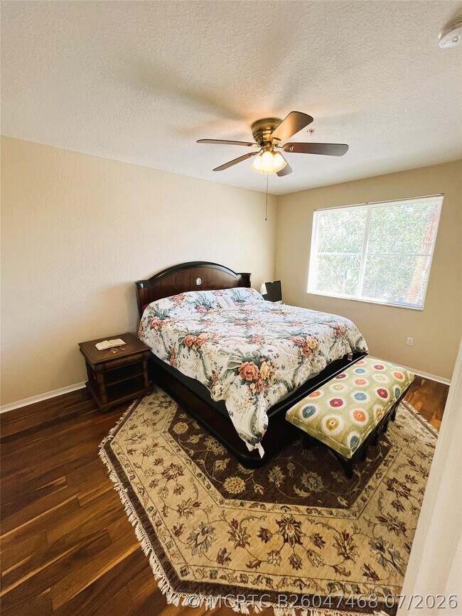 Building Photo - 11013 Legacy Ln