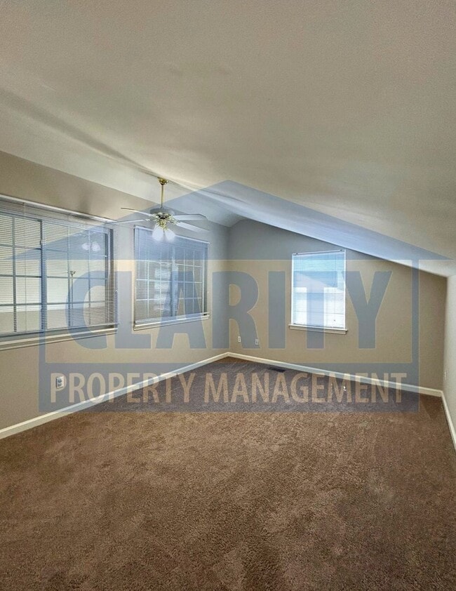 Building Photo - 3-bedroom condo w/ attached garage!