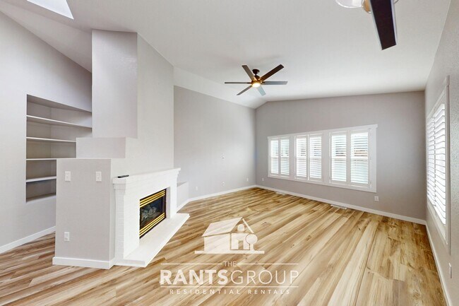 Building Photo - Move in Ready! Renovated 2-bed, 2-bath Rambler in Lacey!