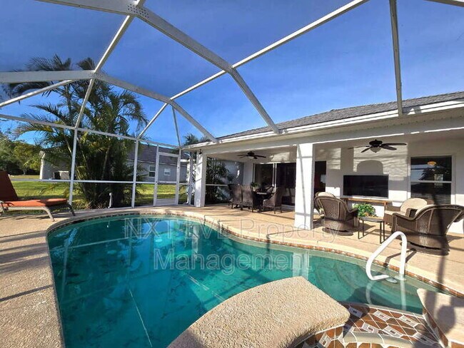 Building Photo - 1243 NW 22nd Ave