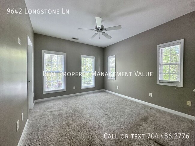 Building Photo - 9642 Longstone Ln