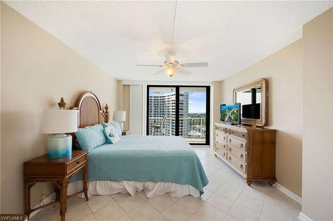 Building Photo - 320 Seaview Ct