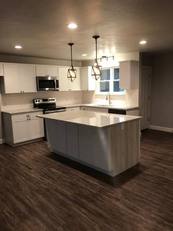 Building Photo - 2620 Keats Pl