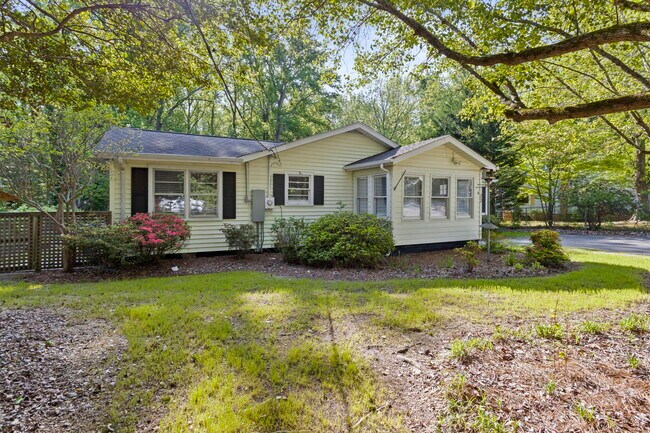 Building Photo - 22 Tubbs Mountain Rd