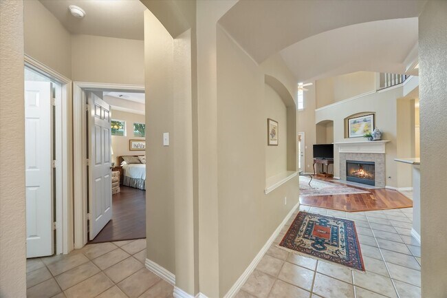 Building Photo - 619 Loch View Ct