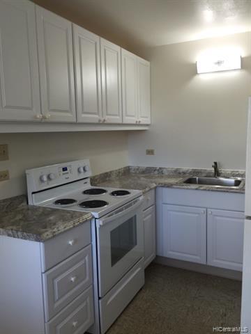 Building Photo - 114 N Kuakini St