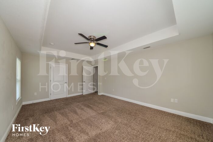 Building Photo - 3508 Donahue Ave