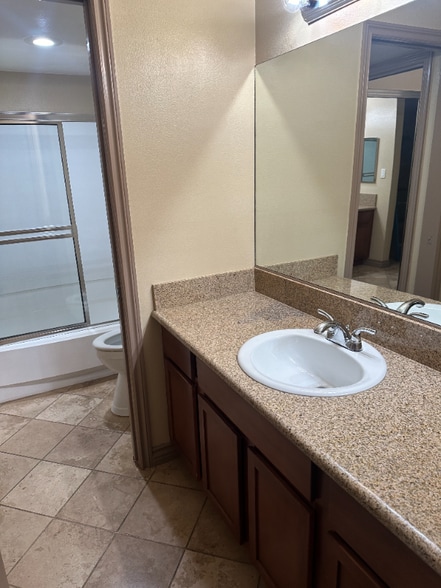 Building Photo - 7675 N First St