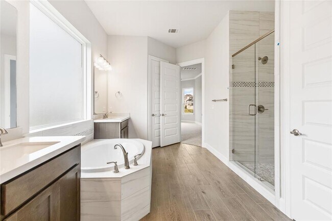Building Photo - 206 Abbeyville Walk