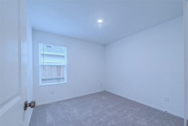 Building Photo - 18057 Trepito Ave