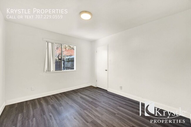 Building Photo - Pet Friendly gem in Arden-Arcade - RENT SP...