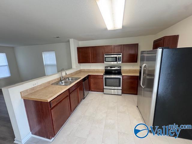 Building Photo - 146 Forestbrook Dr