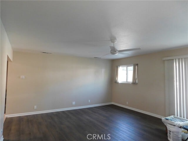 Building Photo - 755 Valley View Ave