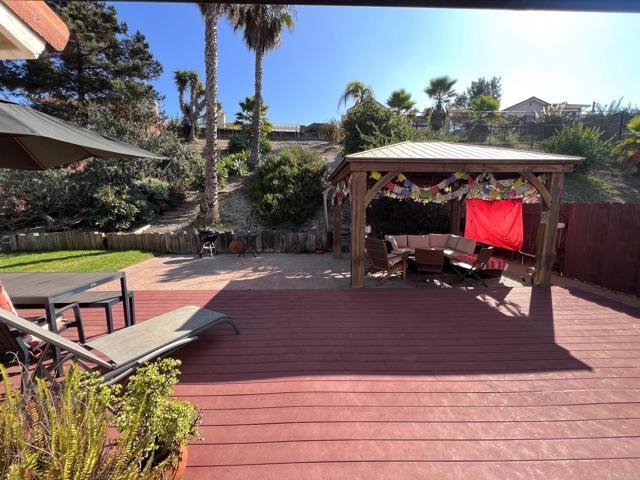 Building Photo - 1760 Hampton Ct