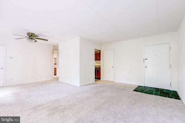 Building Photo - 6250 Edsall Rd