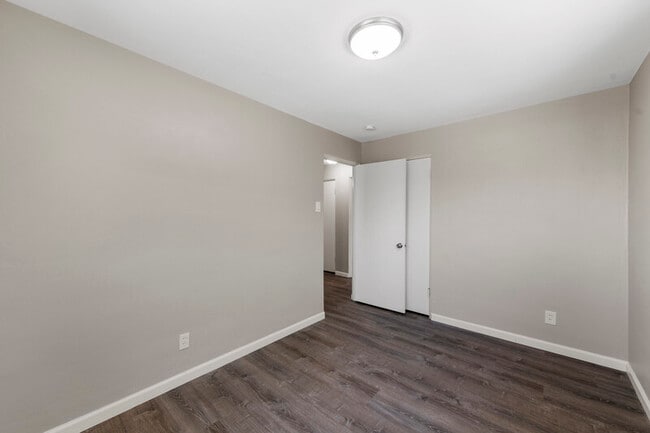 Building Photo - 3892 Brittany Cir