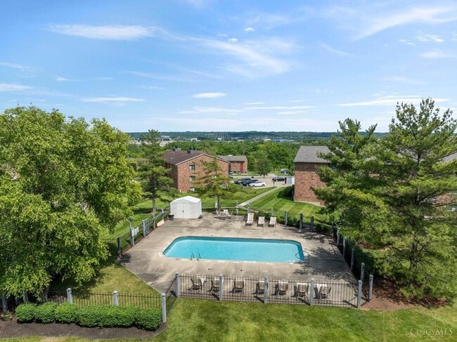 Building Photo - 5087 Tri County View Dr