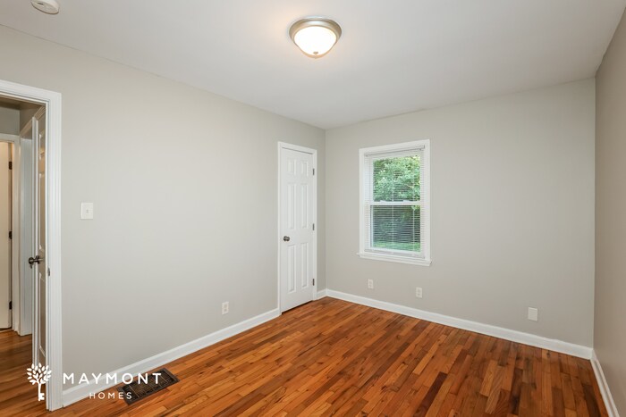 Building Photo - 1803 Dix Rd