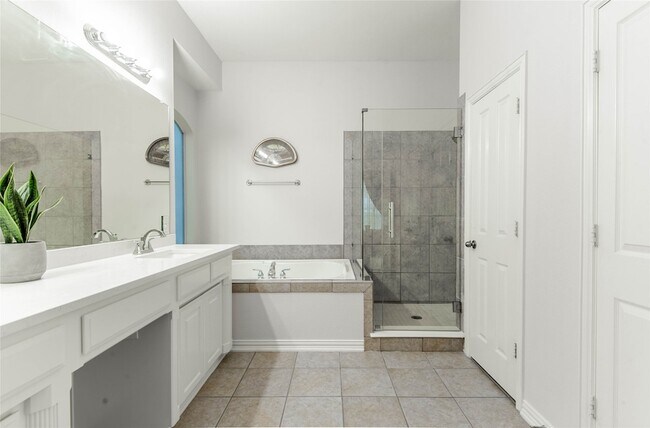 Building Photo - 3920 Autumn Ln