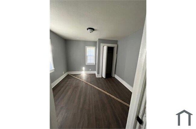 Building Photo - NO SECURITY DEPOSIT! New Rental Opportunit...