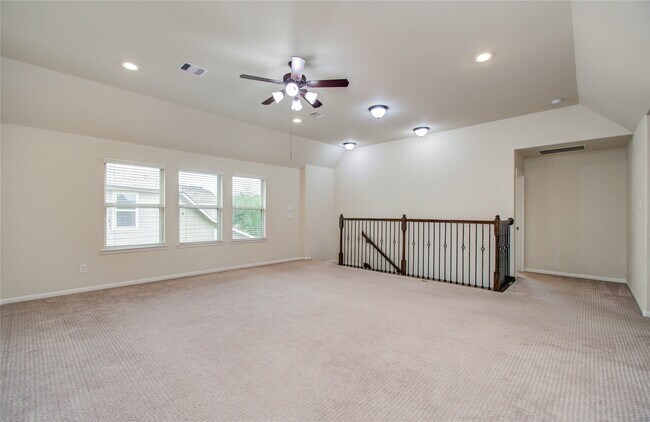 Building Photo - 2702 Fairfield Bend Pl