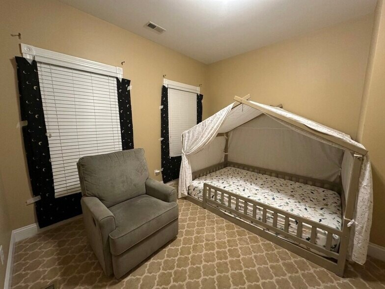 Building Photo - 581 Cedar Creek Rd