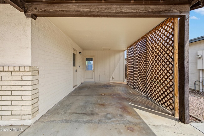 Building Photo - 15611 North 22nd St
