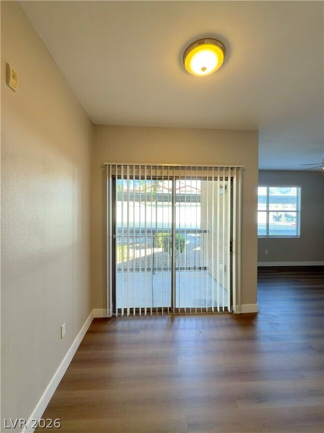 Building Photo - 8000 W Badura Ave