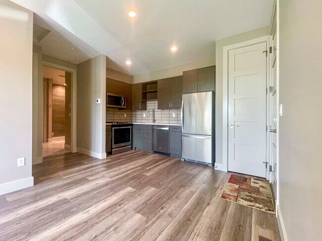 Building Photo - 398 Black Bull Trail